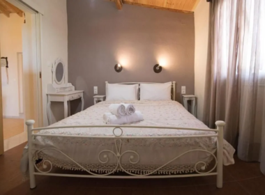 308147526_1600x1200